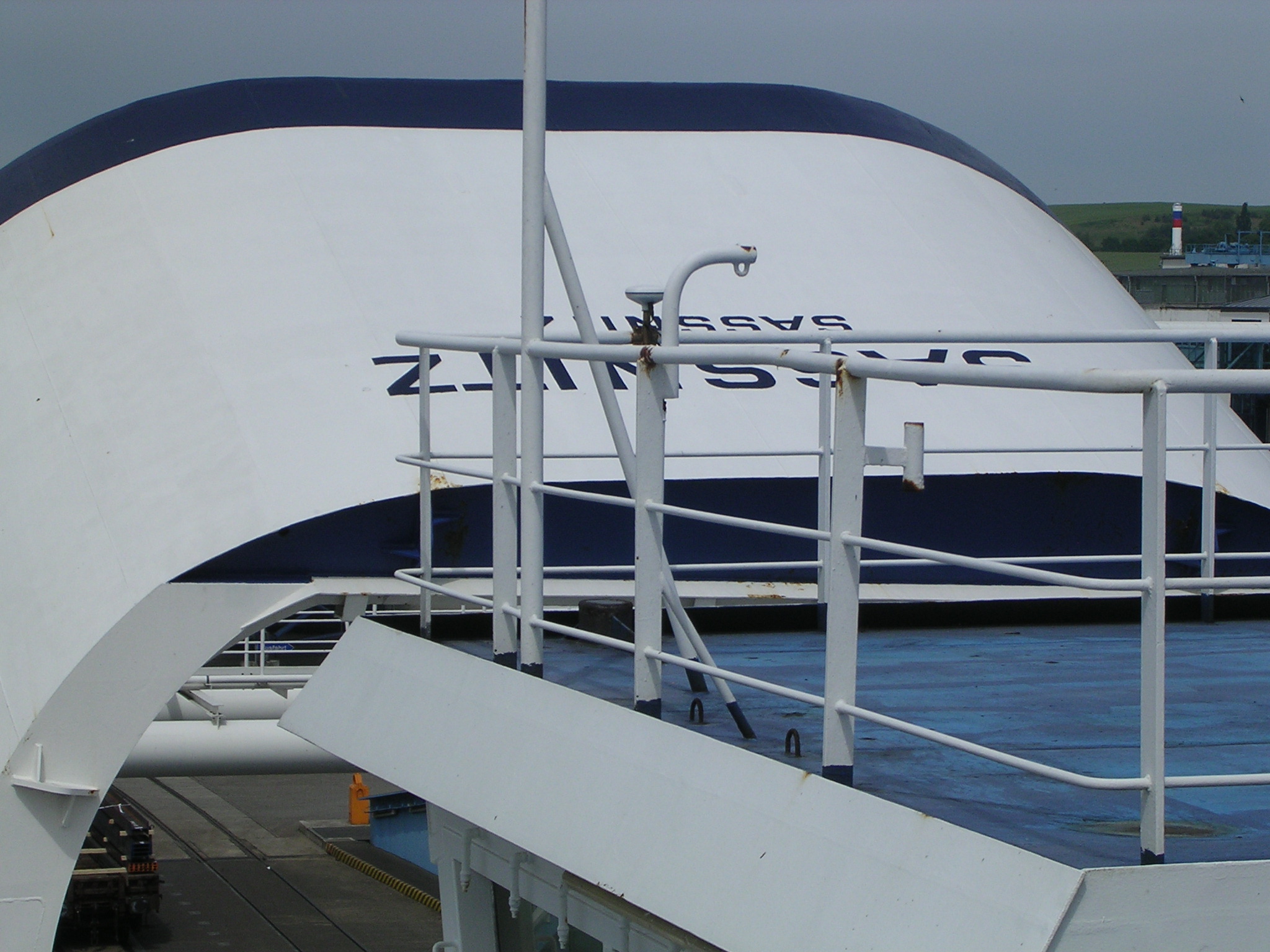 Lod jmenem "Sassnitz". Cestou zpatky jsme jeli lodi "Trelleborg" :-), 2048x1536, 636 Kb